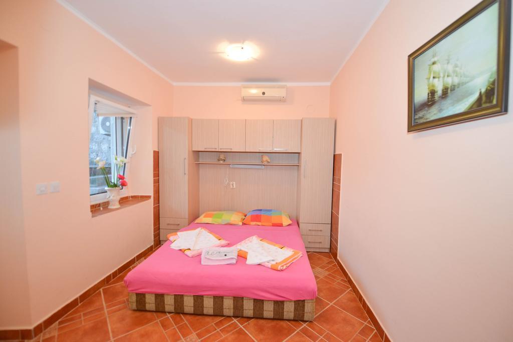 Apartments Goran Kotor Habitación foto