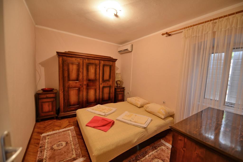 Apartments Goran Kotor Exterior foto